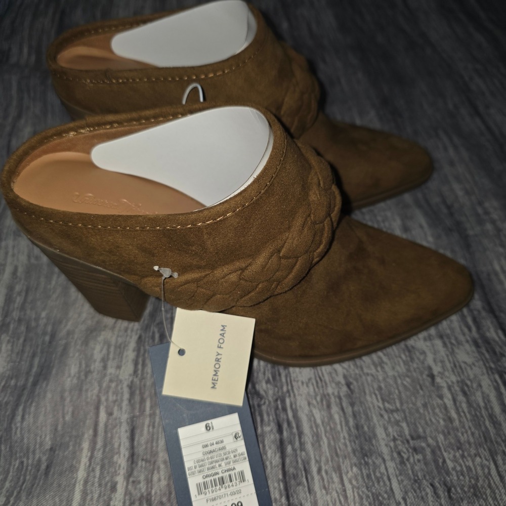 Universal Thread Womens Cognac Brown Braided Faux Suede Pointed Toe Mules 6.5